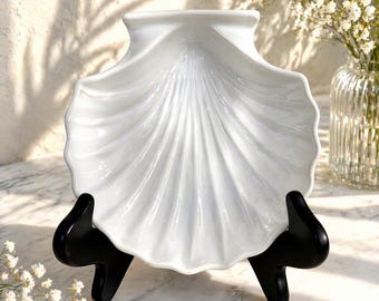 Vintage White Ceramic Scallop Shell Dish – Coastal Beach Nautical Serving Bowl