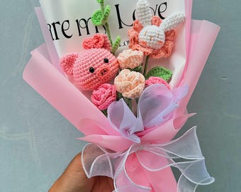 Ramo de peluche de crochet hecho a mano: lindo regalo de flores amigurumi de cerdo, conejito y pollo. Ramo de peluche amigurumi, regalo para ella, amiga o familia.