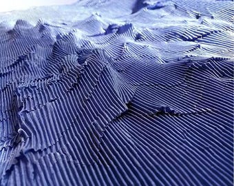 Doppelt gefalteter unregelmäßiger Crushed-Texturstoff, handgepresste chaotische Falte Designer Textil, dekonstruiertes Couture-Mode-Nähen