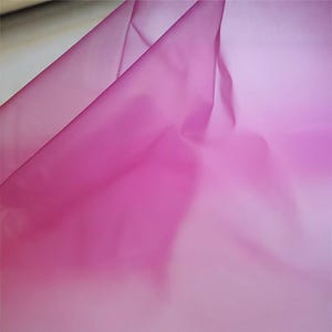 Phantom Frosted PVC-tyg, matt vattentätt material i metervara, avantgarde regnjacka