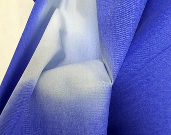 Thermochromic Cotton Canvas – Blue to White Color-Changing Tech Fabric for Art