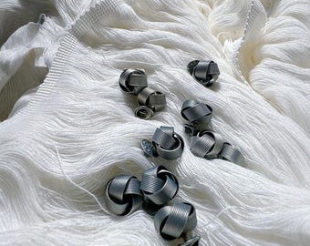Silber Industrieller Metall Schmetterling Knebel & Schwein Brosche, Futuristischer Mantelknopf DIY Handgemachtes Nähzubehör