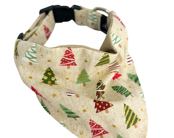 ORIGINALLY 12 Dollars - Small Pet Triangle Scarf, SIZE SMALL, Scarf for Pet Collar, Christmas Tree Design