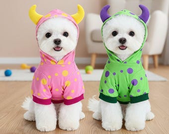 Süßes Haustier Hoodie für Hunde - weiches Hunde-Outfit mit bunten Hörnern & Punkten