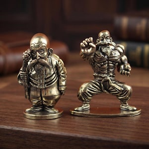 Messing Martial Arts Meister Miniatur, Vintage Bronze Einsiedler Statue, Zen Garten Dekoration, Anime inspiriert Schreibtischzubehör, Geschenk für Karate Fan