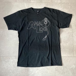 Analog Burton Snowboards T-shirt Size Medium