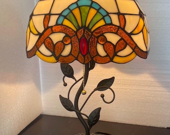 Sfeerverlichting voor studeerkamer en woonkamer; kan ook als kunstwerk worden gebruikt.