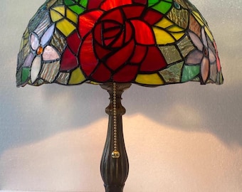 アンティークブロンズのレリーフベース。書斎、寝室、コーヒーショップの雰囲気作りに欠かせないアイテムです。