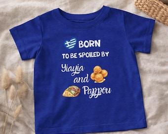 Divertida camiseta griega para bebés: mimado por Yiayia y Pappou, iconos de la gastronomía tradicional.