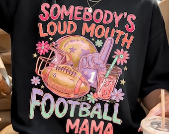 Imagen PNG de la mamá futbolera bocazas de alguien, diseño retro de mamá futbolera para sublimación, descarga digital PNG de camiseta para el día del partido