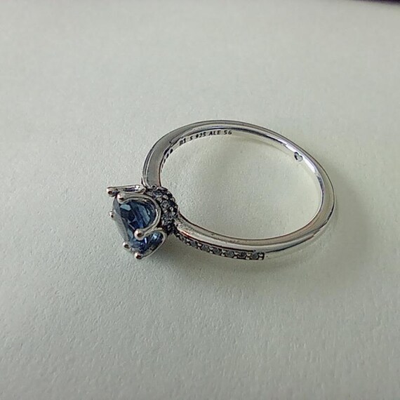 pandora ring blue sparkling crown solitaire