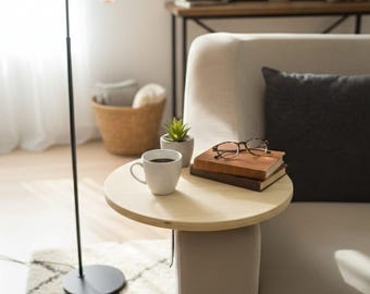 Op maat gemaakte houten bankarmtafel, Scandinavische bank, modern minimalistisch ontwerp