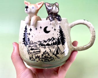 Gepersonaliseerde keramische mok met twee huisdieren, mok met honden- en kattenportret, handgemaakte 3D-koffiemok met huisdier als cadeau