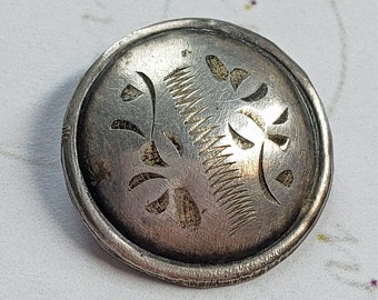 Antique 10K fronts cuff buttons cufflinks Victorian Large hand chased design no monogram