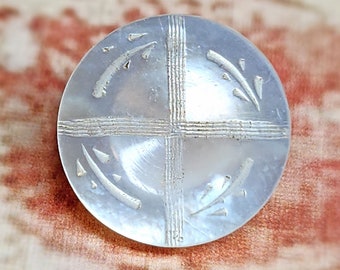 Engraved Cross ~ Antique Snow White Mother of Pearl Shell MOP Sewing Button ~ 5/8"