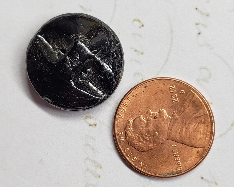 Running Hound Dog ~ Black Glass Picture Button with Gold Luster ~ 34 19mm