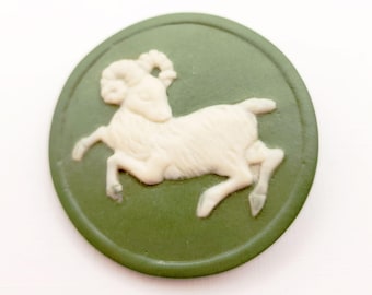 Aries the Ram ~ Large 1970 Signed Stella Rzanski Jasperware Zodiac Picture Studio Button ~ 1-13/16" 46mm
