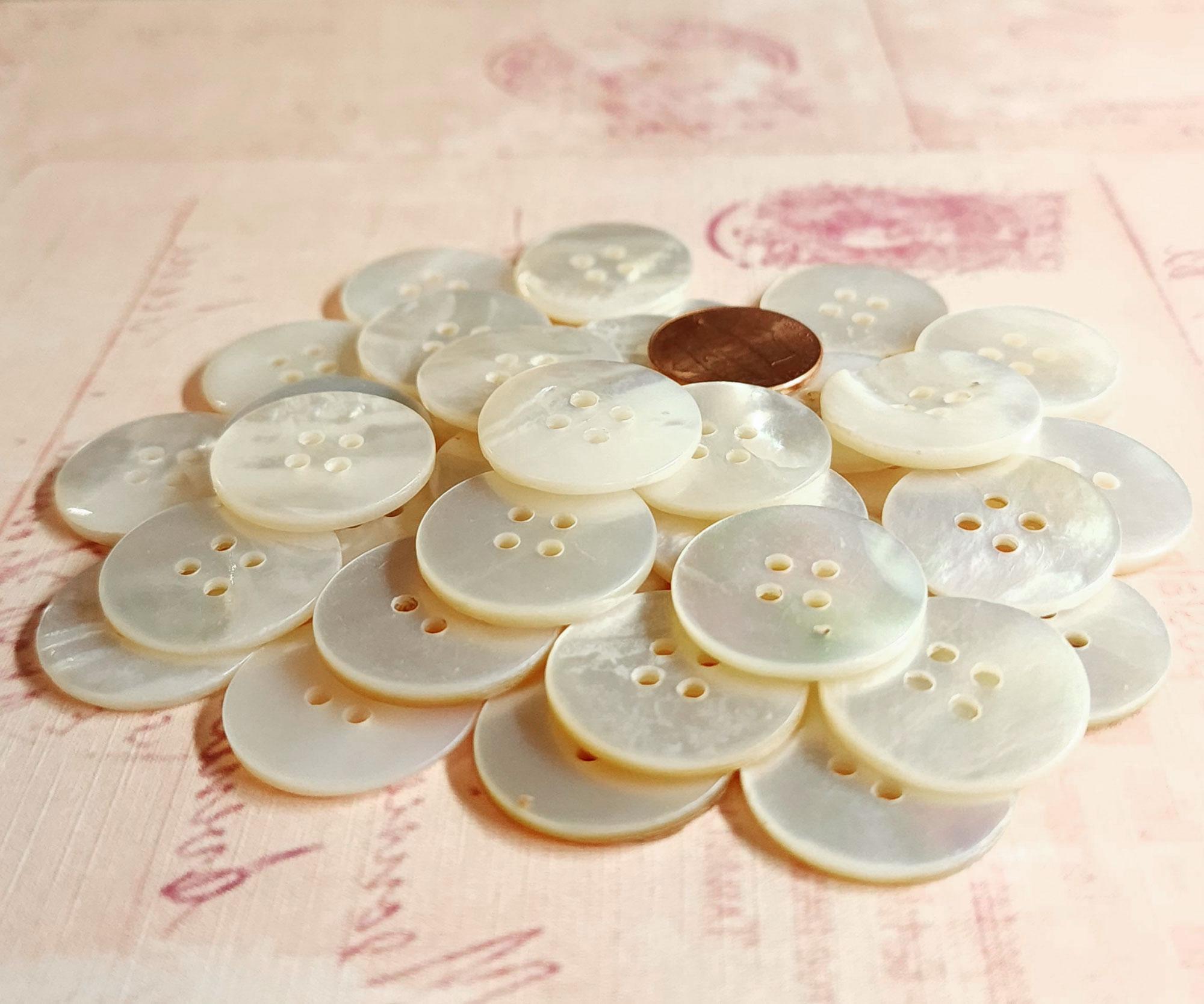 White Shell Button 6 Vintage White Pearl Shell Buttons ~ Cleaned and Polished ~ Just Under ...
