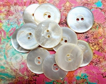 Lovely Set of 6 Vintage 1940s Mother of Pearl Shell MOP Buttons ~ Wide Rim ~ 7/8" 22mm ~ Wedding Bridal