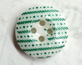 Antique China Calico Button ~ Lines Pattern 50 ~ Green on White ~ 7/16"