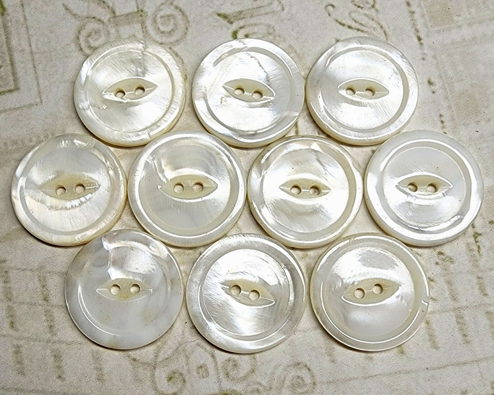 10 Vintage Mother of Pearl Shell Buttons Two Hole Fisheye - Etsy