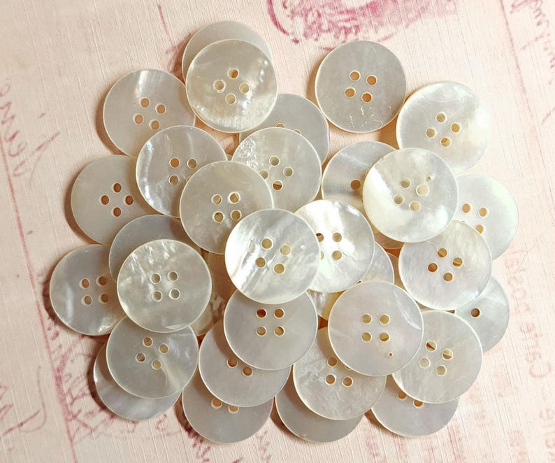 White Shell Button 6 Vintage White Pearl Shell Buttons ~ Cleaned and Polished ~ Just Under ...