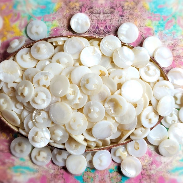 10 or 25 Vintage 1940s Pearl Oyster Shell Sewing Buttons ~ Mother of Pearl MOP w/ Bow Tie Self Shank ~ just over 9/16" ~ Wedding Bridal