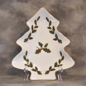 Lefton Holly with Berries Christmas Tree Shaped Dish, Cookie plate