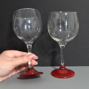 Two Vintage Clear Wine Glasses with Clear Stem and Red Base. Mid Century Red Footed Wine Glassware. Balloon Style Red Wine Glass.