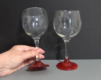 Two Vintage Clear Wine Glasses with Clear Stem and Red Base. Mid Century Red Footed Wine Glassware. Balloon Style Red Wine Glass. Valentine.