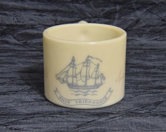 Vintage Old Spice Early American Glass Shaving Mug by Shulton Inc. Old Spice Ship Friendship Mug. Old Spice Collectible Shaving Mug.