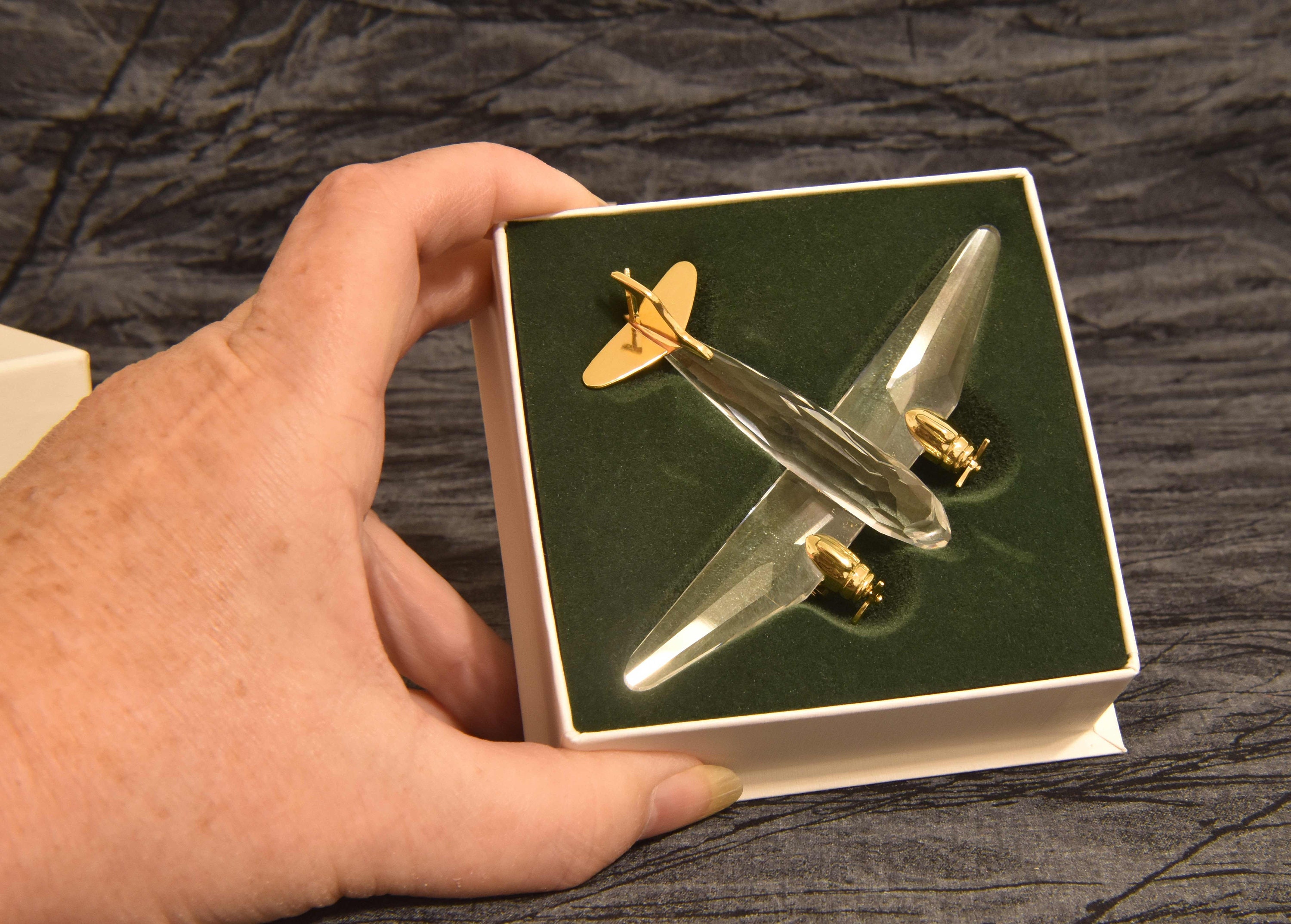 2022 新作】 スワロフスキー Swarovski 飛行機 Paul The Plane 置物