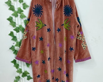 Chaqueta larga bordada de terciopelo bohemio, abrigo étnico vintage para mujer, estilo vintage hecho a mano, abrigo largo de terciopelo