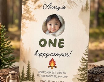 Invitación de primer cumpleaños "One Happy Camper" (Plantilla editable de Canva), invitación de cumpleaños con foto, fiesta de campamento, aventura en el bosque, 5x7 y móvil.