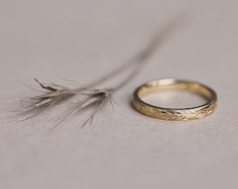 Nature Inspired Leaf Engraved Ring, Finish Sterling Silver Band, Botanical Wedding Band, Minimalist Stackable Ring, Dainty Nature Jewelry