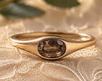 Oval Smoky Quartz Gold Ring, Minimalist Bezel Set Ring, 14K Solid Gold Promise Ring Modern Engagement Ring for Women, Luxury Wedding Jewelry