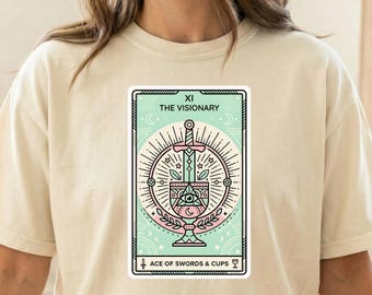 Camiseta con carta de tarot pastel, camiseta visionaria, ropa espiritual mística, regalo para ella