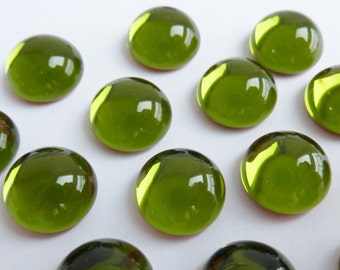 6 glass  cabochons, Ø12mm, olive green, round