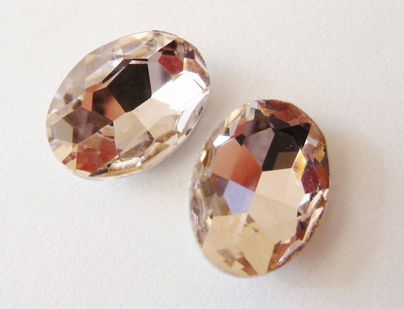 2 glass jewels, 14x10mm, light pink, oval image 2