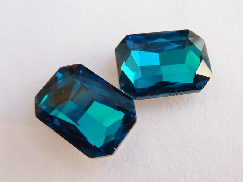 2 glass jewels, 14x10mm, teal, octagon image 3