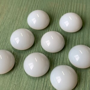 6 glass cabochons, Ø12mm, opaque white, round image 2