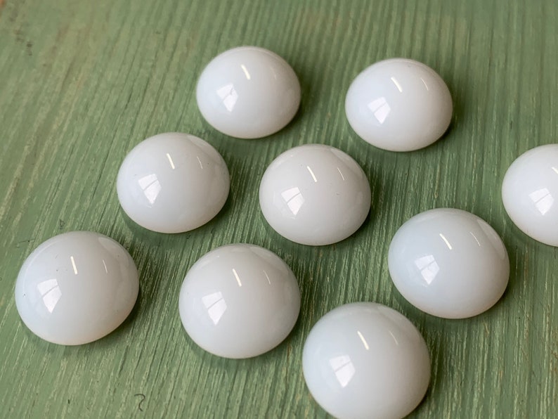 6 glass cabochons, Ø12mm, opaque white, round image 2