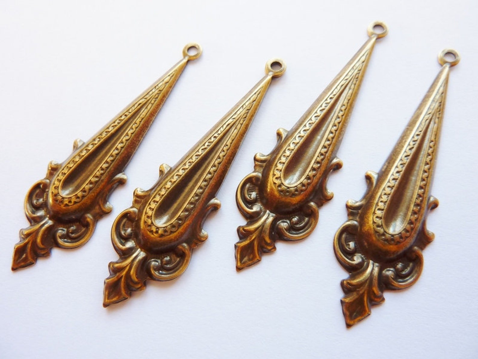 Pare-brise compatible avec Ducati Diavel 1260 19-21 fumé claire Puig Bat 8088h ✓ Achetez maintenant Pare-brise compatible avec Ducati Diavel 1260 19-21 fumé claire Puig Bat 8088h ✓ Achetez maintenant