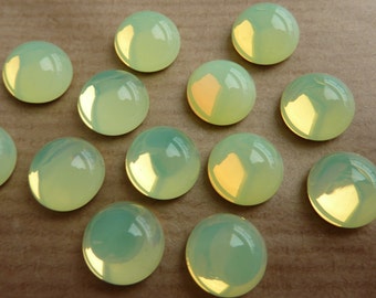 6 glass cabochons, Ø10mm, citrus opal, round