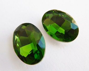 2 glass jewels, 14x10mm, olive green, oval