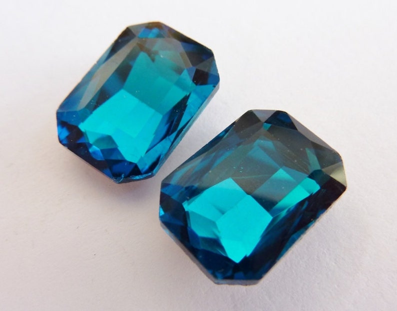 2 glass jewels, 14x10mm, teal, octagon image 2