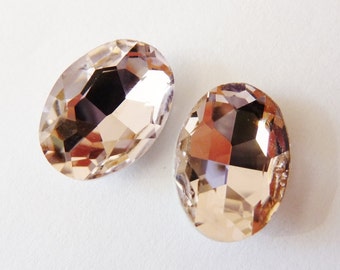 2 glass jewels, 14x10mm, light pink, oval