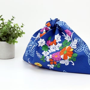 Bento fabric bag, Origami Handbag, Azuma Bukuro, Japanese handbag, Chrysanthemum Blue