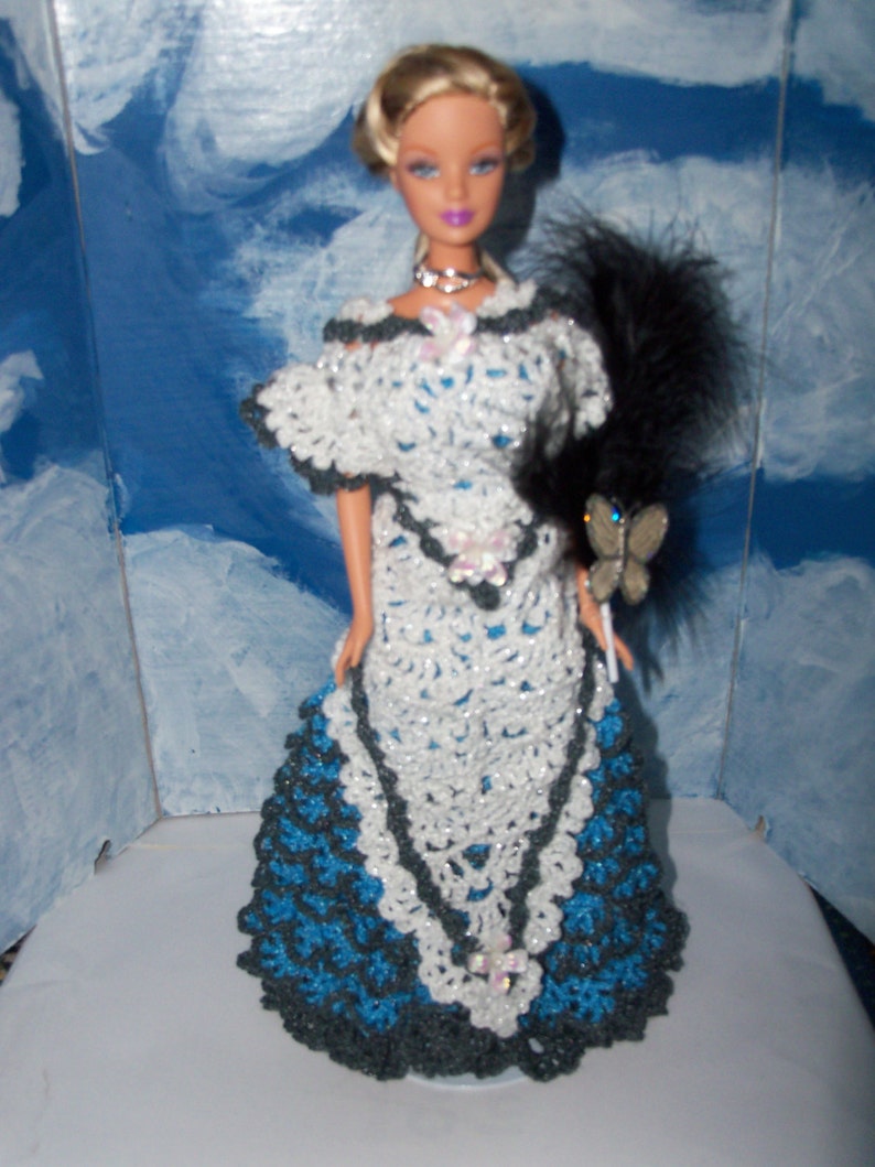 Barbie in Crocheted 1902 Summer Ball Gown image 2