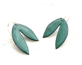 Retro Leaf Earrings, Delft Blue Green Enamel, Dangle Earrings, Green Leaf Earrings, Gift For Her, Women’s Earrings, Tropical Leaf Earring